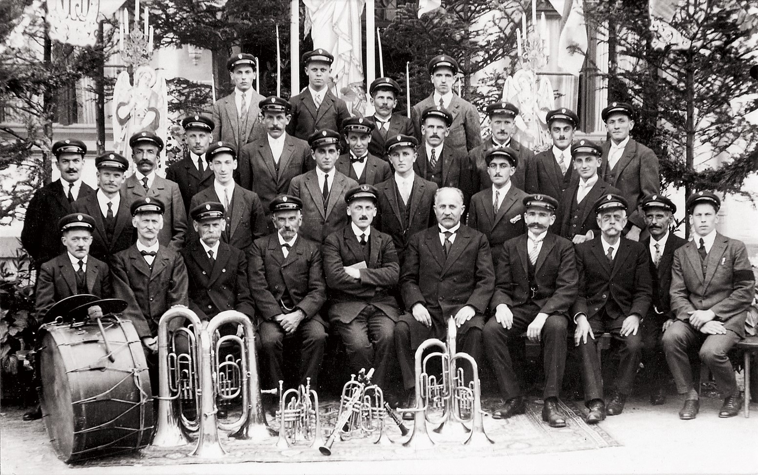 Joyeux Steigeois prémisses